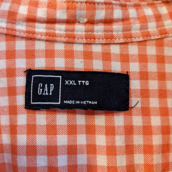 Gap ladies XXL red & white plaid shirt - Picture 2 of 4
